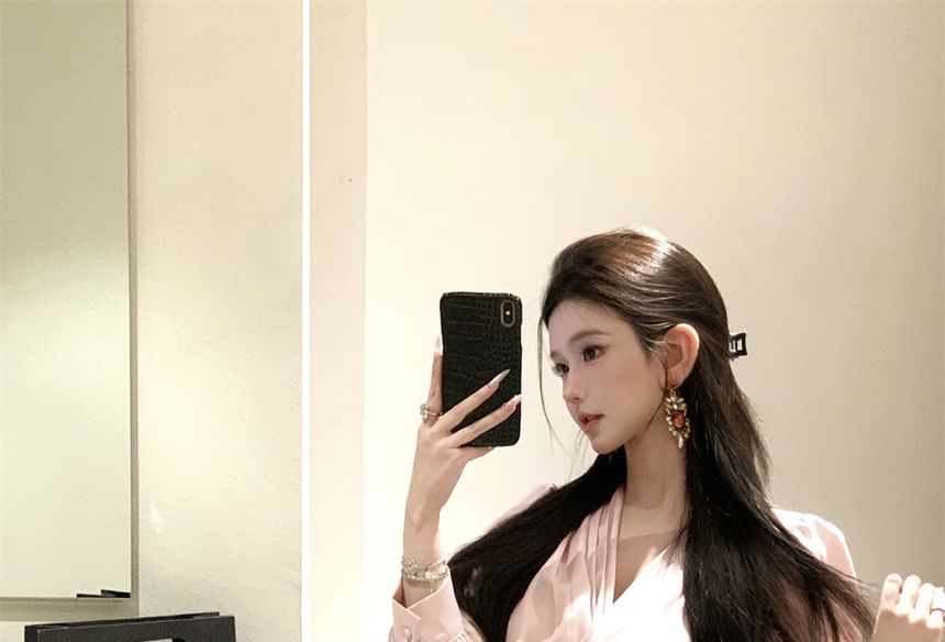 V-Neck Long Floral Sleeve Rise / High Crop Pencil Mini Applique Plain Skirt Ruched Blouse