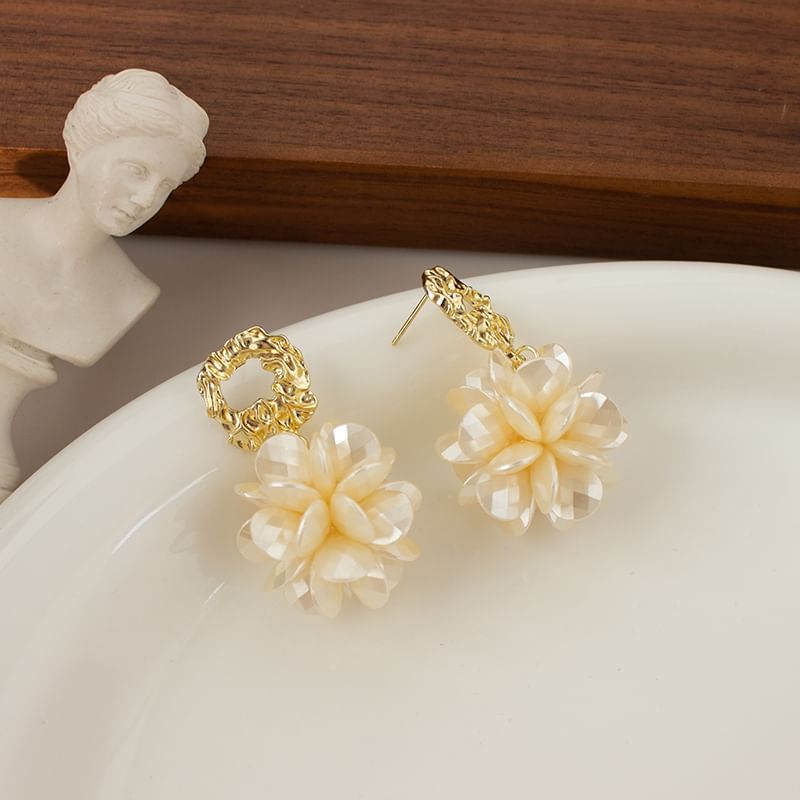 Dangle Floral Earring