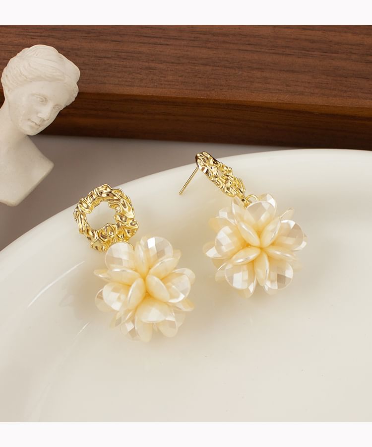 Dangle Floral Earring