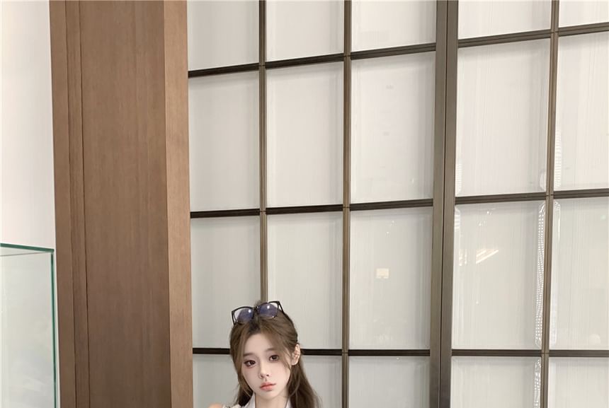 Dotted Ribbon Neck Sleeveless Top