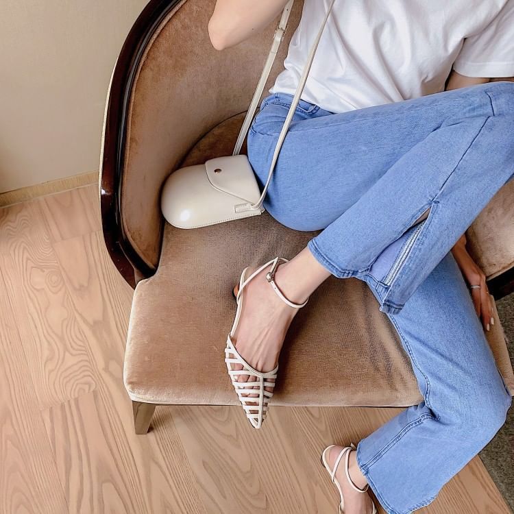 Pointy Round Heel Woven Sandals