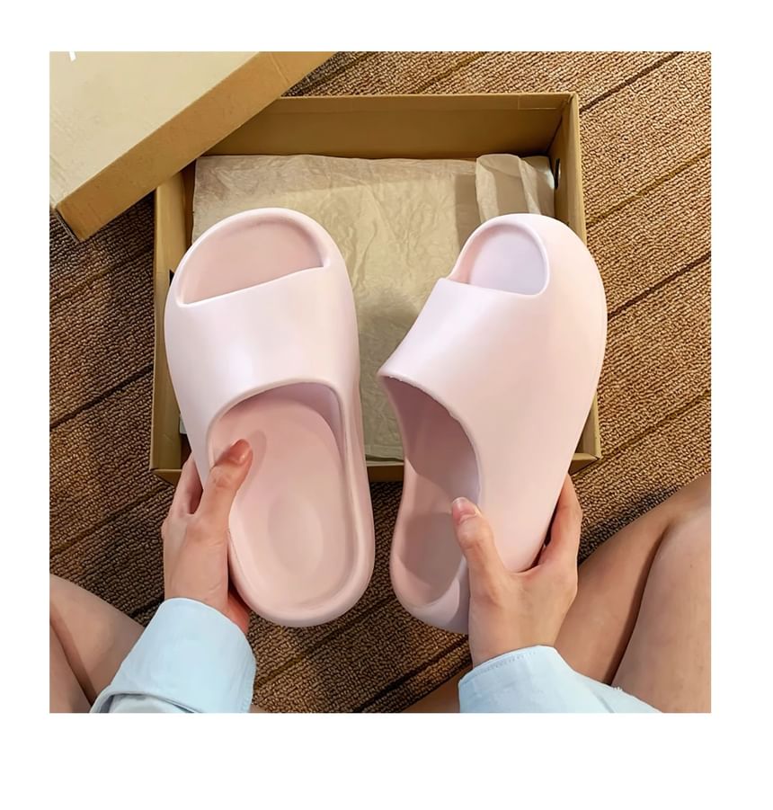Platform Plain Slide Sandals