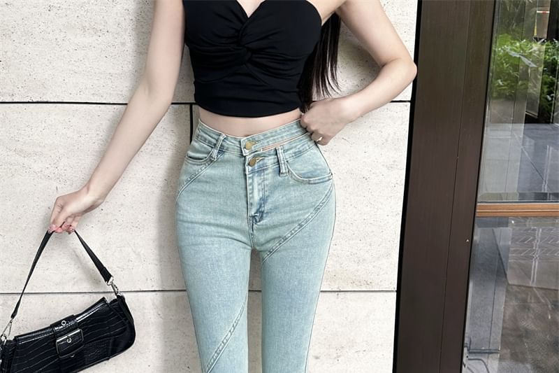 Cutout Flared High Washed Jeans Rise