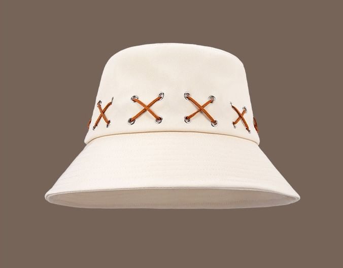 Hat Patterned Bucket Cross