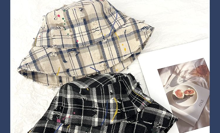 Bucket Hat Distressed Plaid