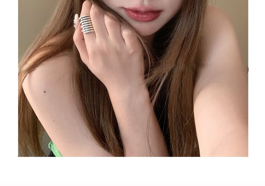 Knit Floral Bonnet Hat