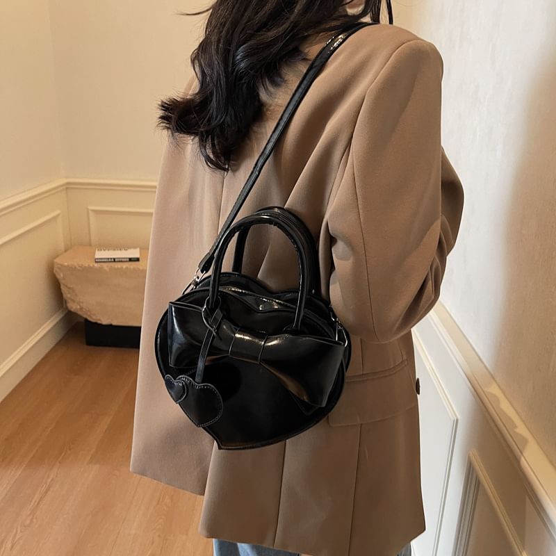 + Crossbody Charm Set: Shaped Heart Faux Bag Leather