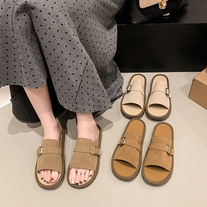 Plain Sandals Slide Buckled