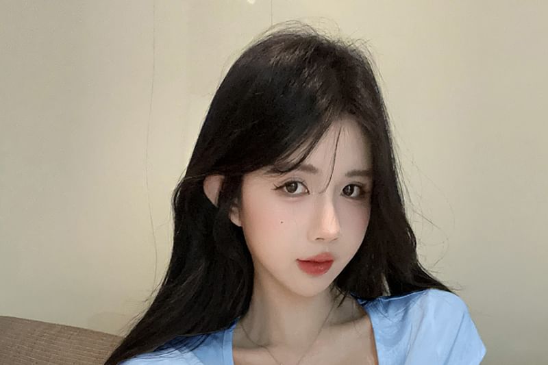 Fit Slim Short-Sleeve Crop Neck Trim T-Shirt Square Lace Bow