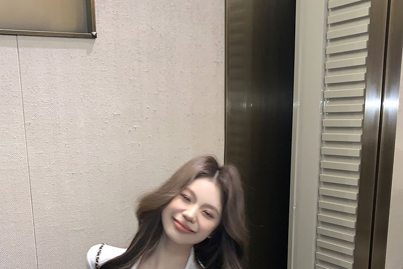 Short-Sleeve Slim Collar Fit Plain Tee