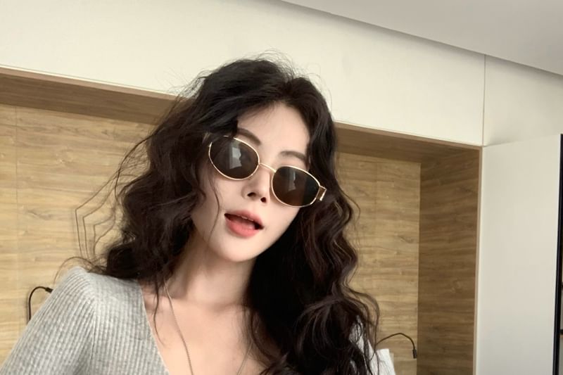 Slim Long-Sleeve Scoop Fit Top Button Neck Crop Trim Lace