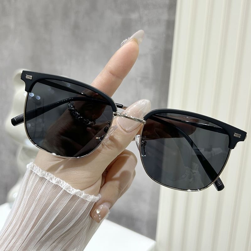 Metal Sunglasses Browline