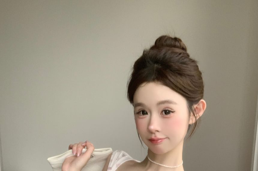 Slim Crop Tank Floral Accent Trim Print V-Neck Top Lace Fit Bow