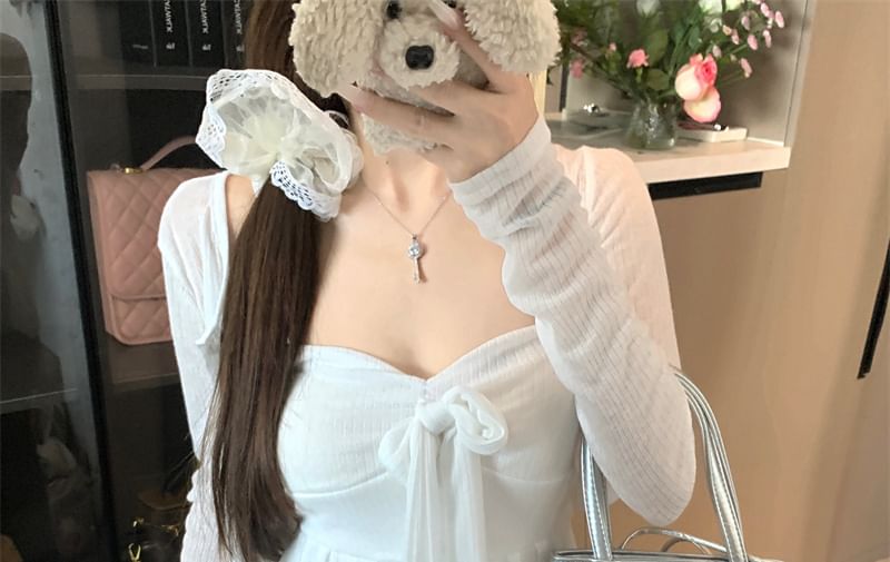 Bow Cardigan Plain Sweetheart Accent Crop Neck Top Button-Up / Tube Neckline Flowy Round