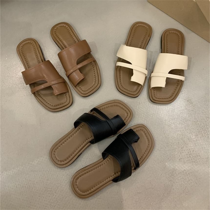 Flat Toe Slide Loop Sandals