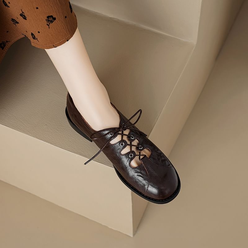 Faux Oxford Cutout Shoes Leather Lace-Up