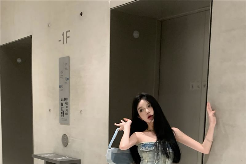 Washed Frayed Button-Up Denim Crop Tube Top / High Rise Ripped Loose Fit Jeans