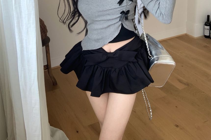 Top Crop Set Halter / Plain Accent Skort Waist A-Line Neck Mini Long-Sleeve Bow High Asymmetrical T-Shirt