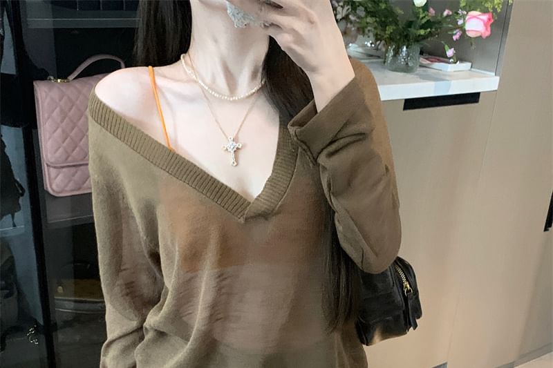 Long-Sleeve Bralette Knit Top Plain / V-Neck