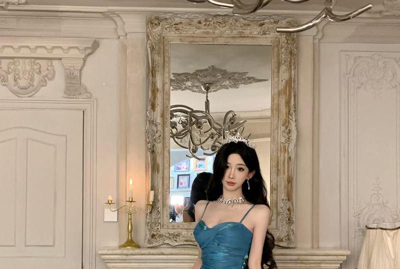 Ruffle Trim Sweetheart Neck Mermaid Evening Gown with Spaghetti Straps