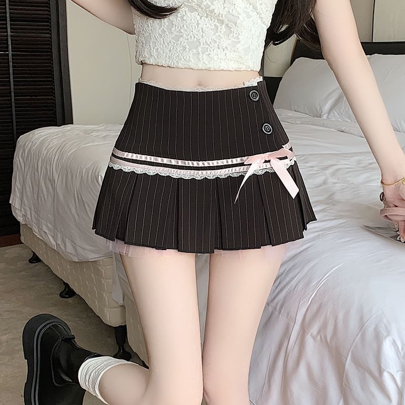 Pleated Lace Mini Skirt Waist Low Pinstriped Trim Bow A-Line