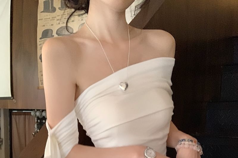 Short-Sleeve Slim Ruched Bow Off-Shoulder T-Shirt Fit Plain