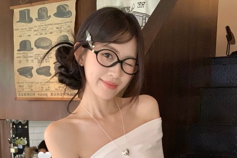 Plain Off-Shoulder T-Shirt Bow Fit Ruched Slim Short-Sleeve