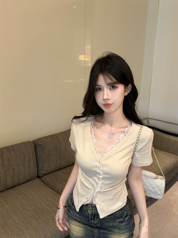 Fit Trim Plain Slim Short-Sleeve Lace V-Neck Button Tee