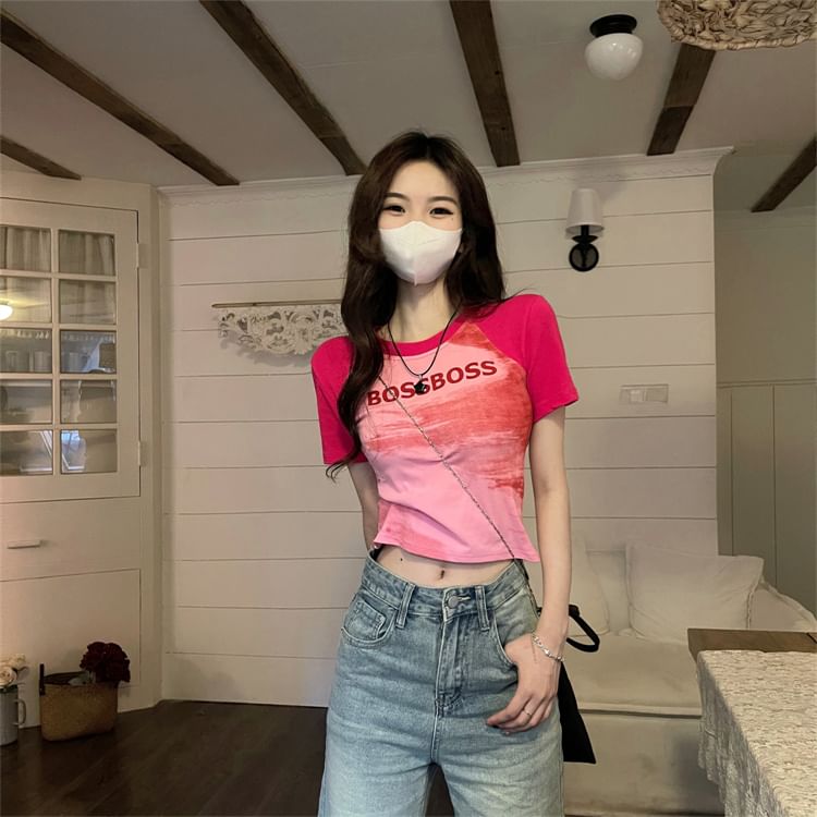 Slim Lettering Fit Round Neck T-Shirt Crop Short-Sleeve Raglan