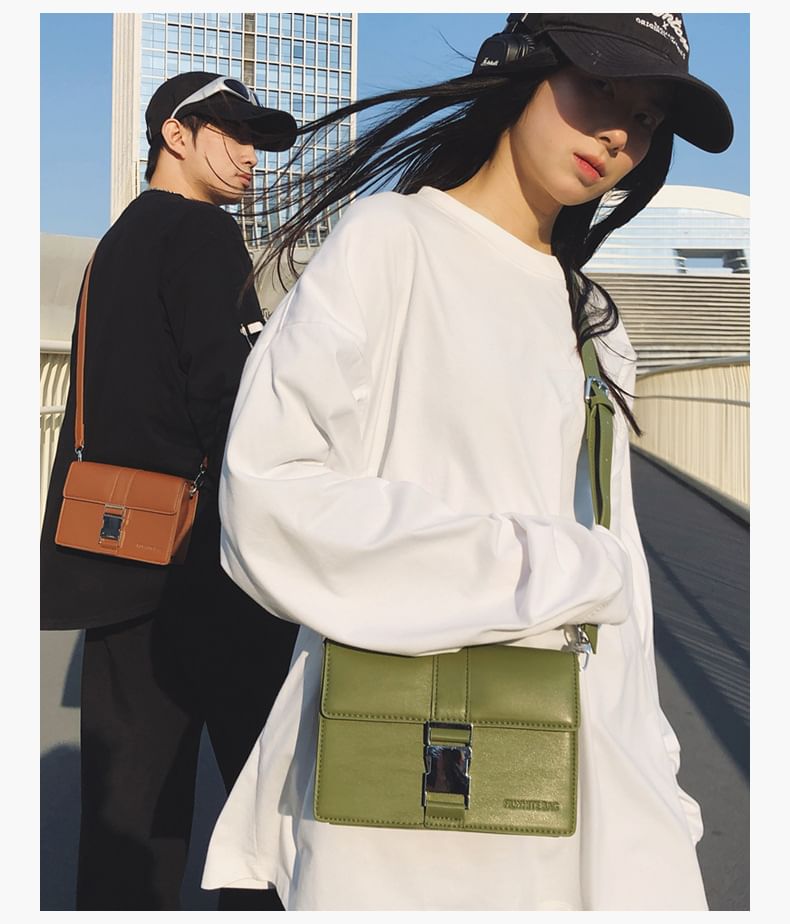 Plain Leather Bag Flap Buckled Crossbody Faux