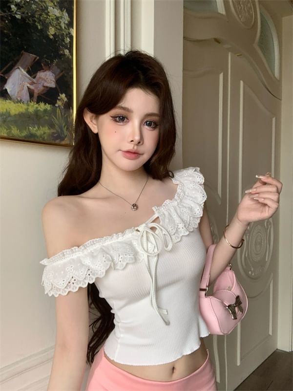 Lace Off-Shoulder Plain Cropped Short-Sleeve Trim T-Shirt