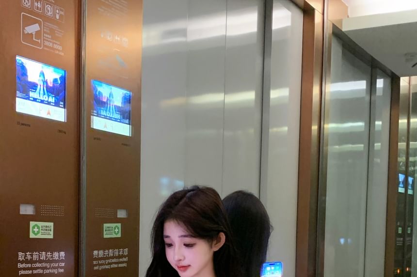 Long-Sleeve Asymmetrical Fit Mock Tee Two Slim Tone Two-Piece