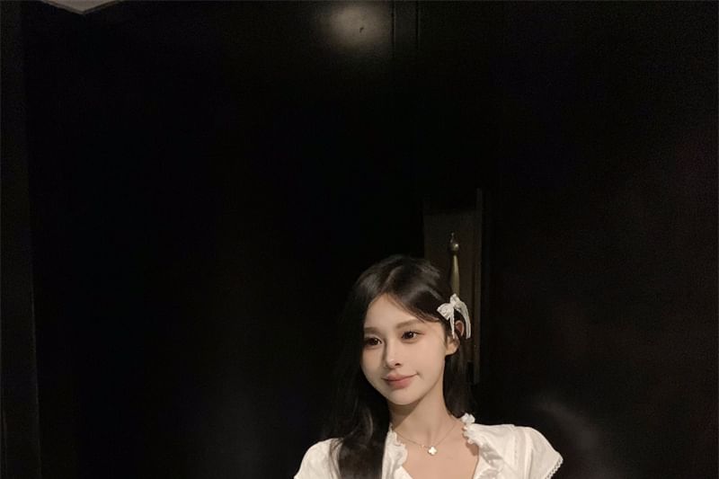 Trim Lace Cap-Sleeve T-Shirt Plain Ruffle