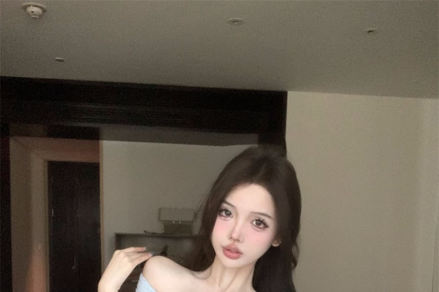 Plain Short-Sleeve T-Shirt One-Shoulder