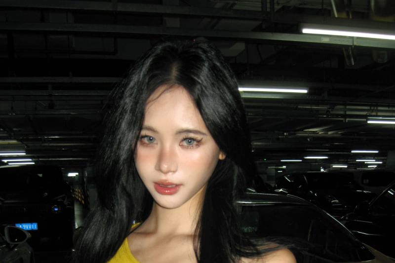 Cropped Tee Short-Sleeve One-Shoulder Plain