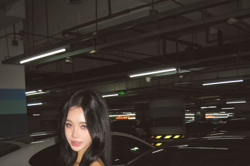 Cropped Tee Short-Sleeve One-Shoulder Plain