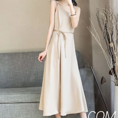Scoop Neck Sashed Midi A-Line Dress with Thin Straps