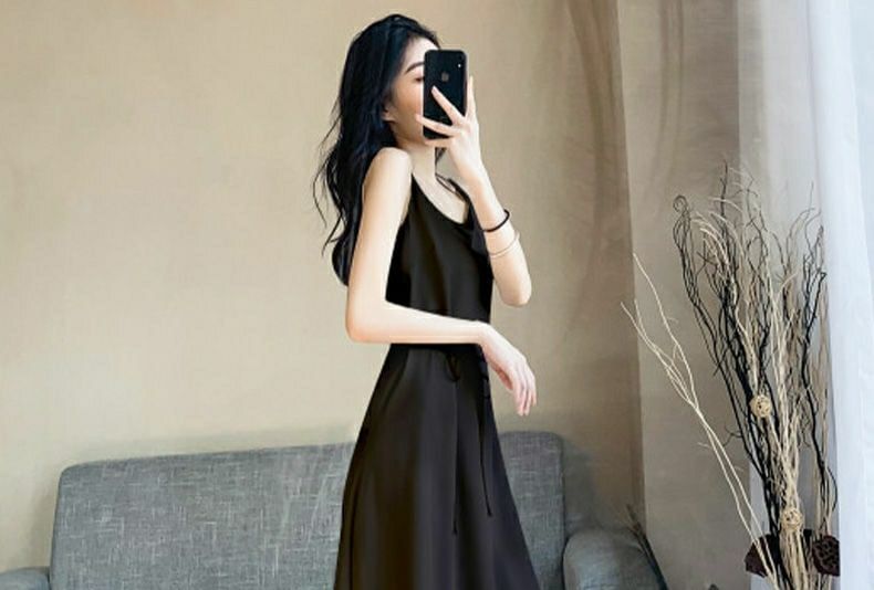 Scoop Neck Sashed Midi A-Line Dress with Thin Straps