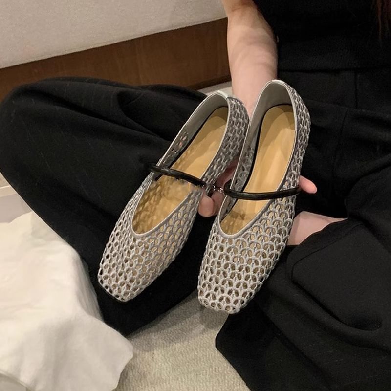 Toe Woven Square Plain Flats