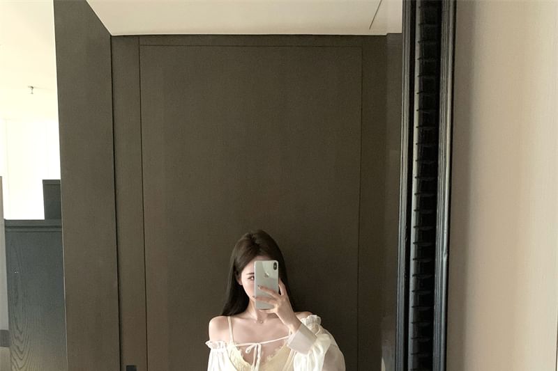 Plain Front Satin Shoulder Off Tie Sleeve / Top Shorts High V-Neck Lace Waist Cami Long