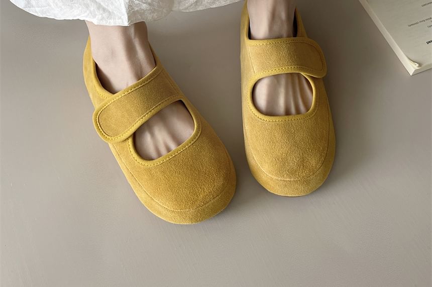 Plain Flats Strap Adhesive