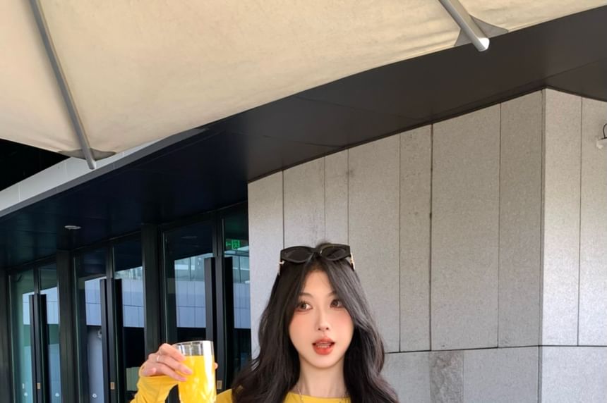 T-Shirt Plain Skirt Mini Set: Crop Long-Sleeve +