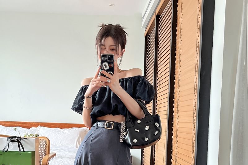 Puff-Sleeve Plain Crop Shoulder Blouse Off