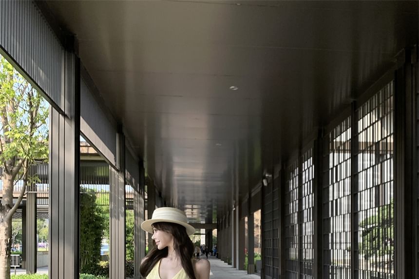 Sleeveless V-Neck Midi Floral Sundress