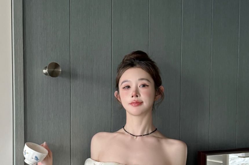 Plain Rhinestone Bow Blouse Off-Shoulder Puff-Sleeve