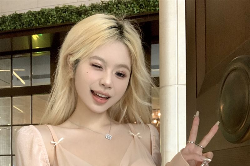 Mesh Panel T-Shirt Long-Sleeve Edge Lettuce Two-Piece Plain V-Neck Mock