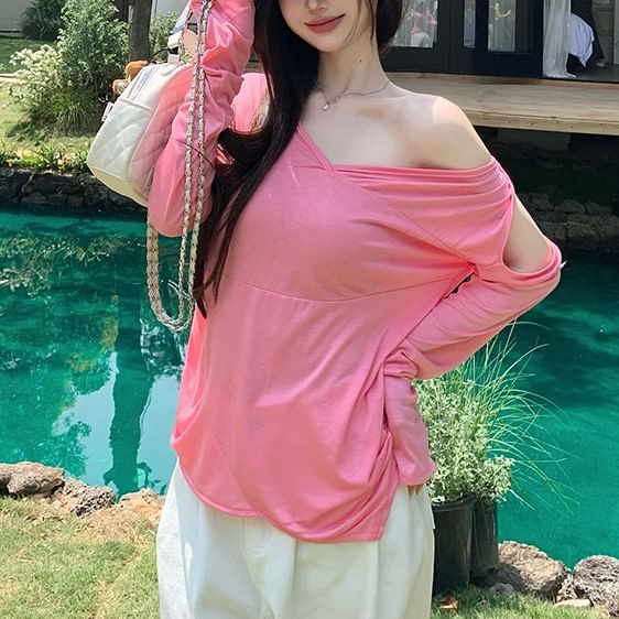 T-Shirt Asymmetrical Long-Sleeve One-Shoulder Plain