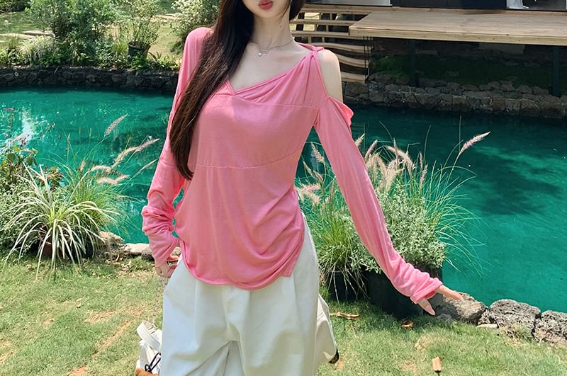 T-Shirt Asymmetrical Long-Sleeve One-Shoulder Plain
