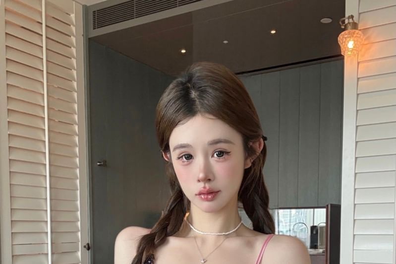 Top Cropped Lace Cami Bow V-Neck