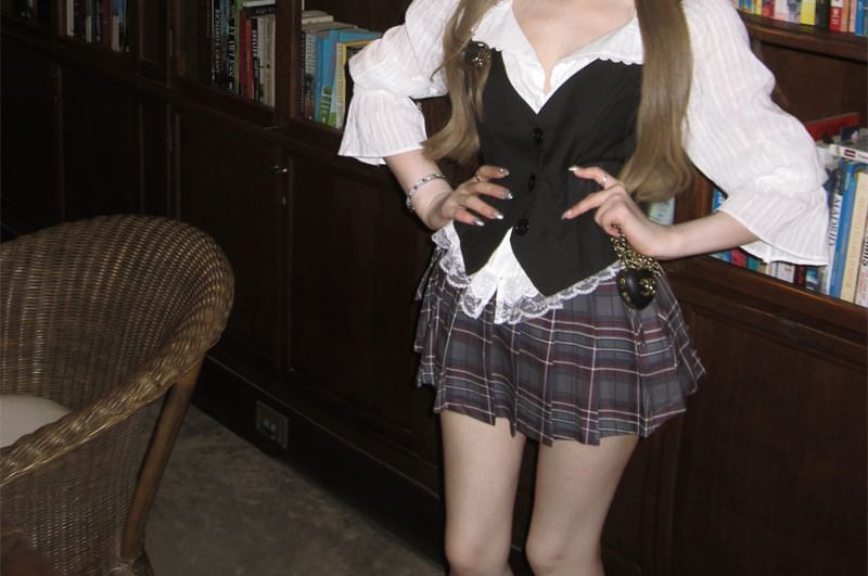 A-Line / Cami High Plain Trim Blouse Top Puff-Sleeve Pleated Waist Plaid Button-Up Striped Mini Skirt Lace